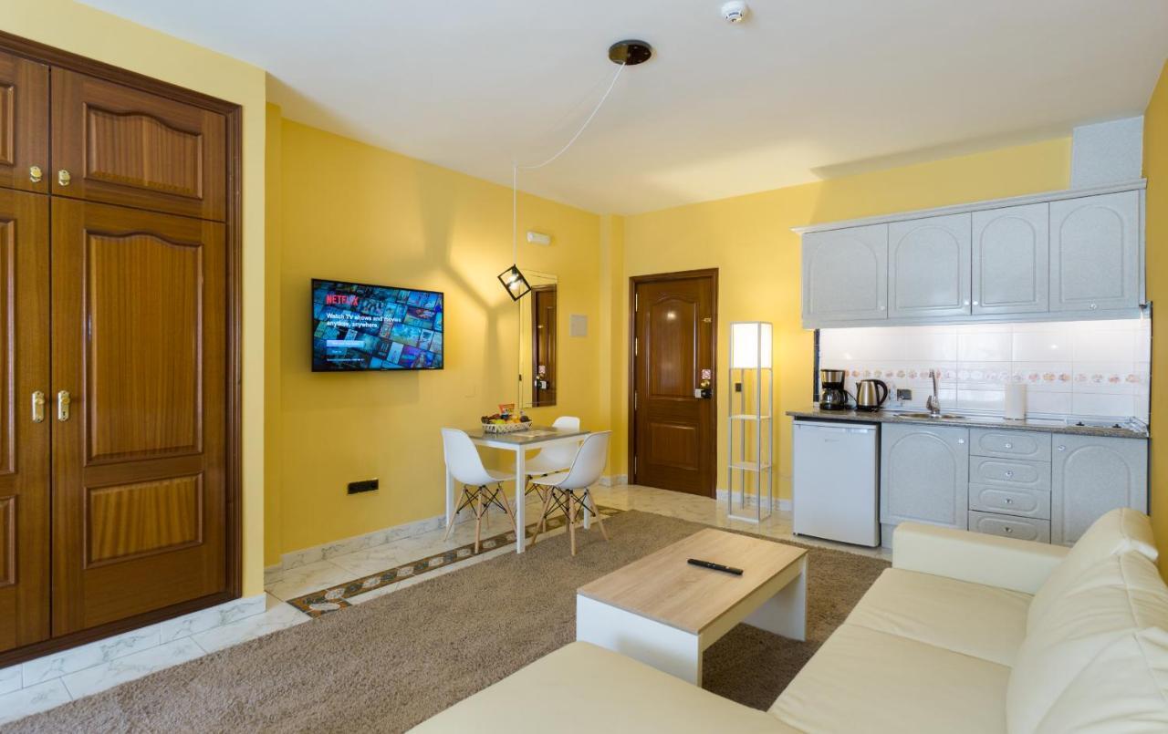 La Palmera Aparthotel Alhaurin el Grande Ruang foto