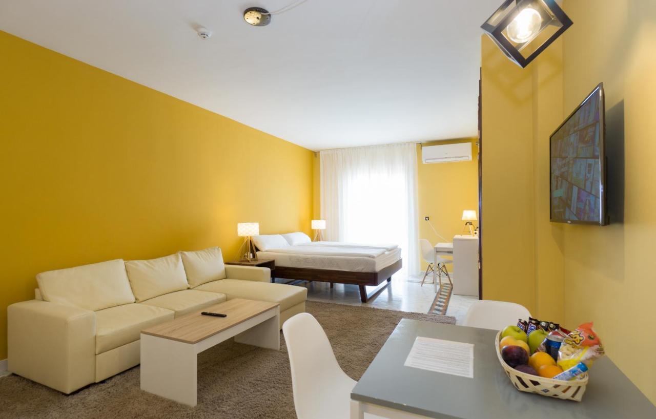 La Palmera Aparthotel Alhaurin el Grande Ruang foto